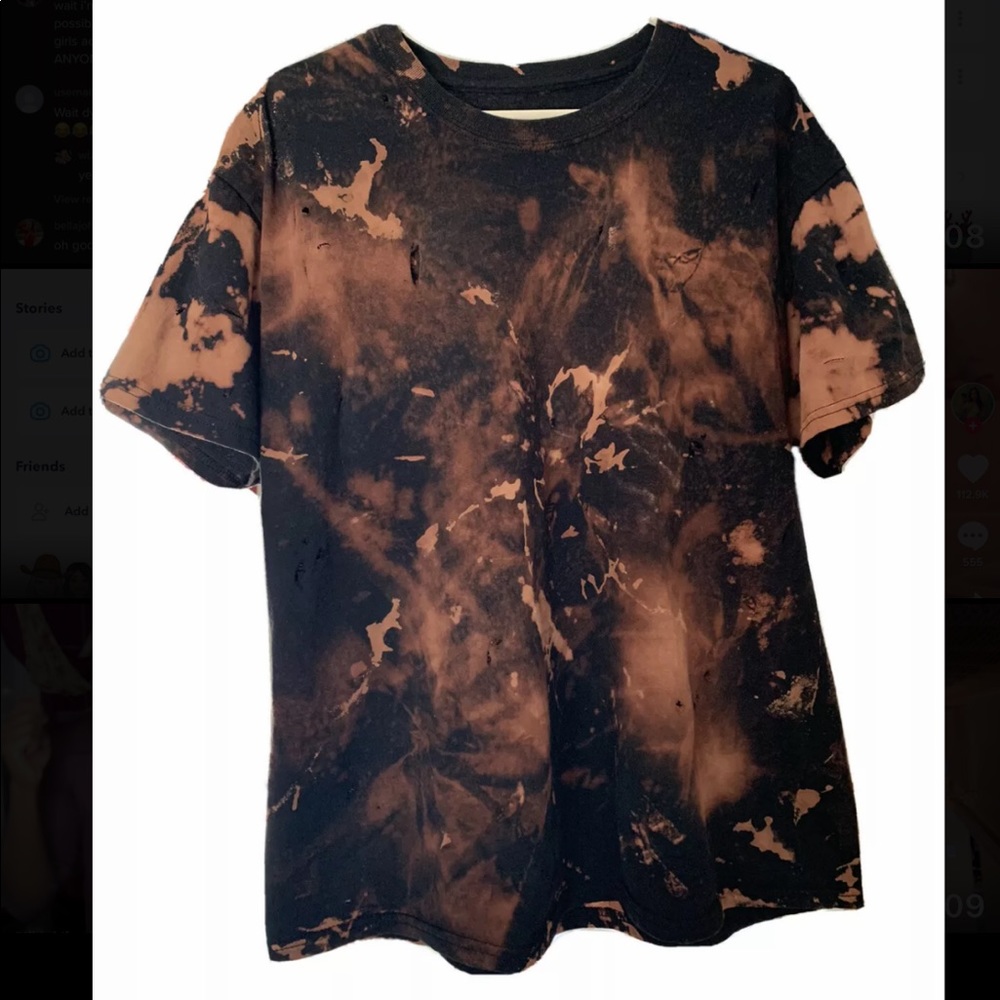 Distressed acid-washed t shirt